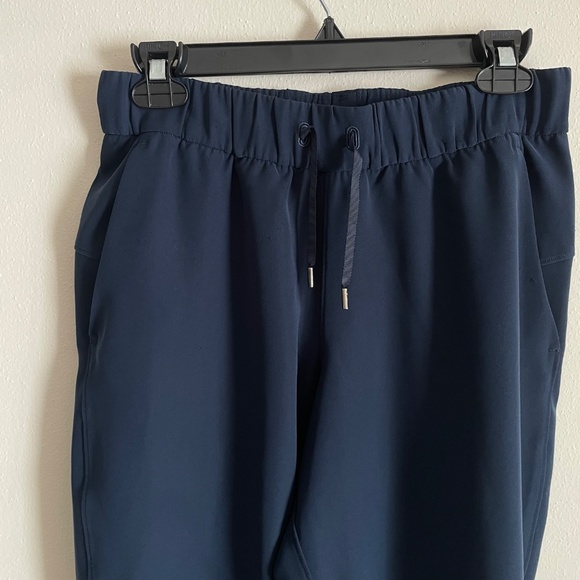 Lululemon On The Fly Jogger True Navy - Picture 9 of 10